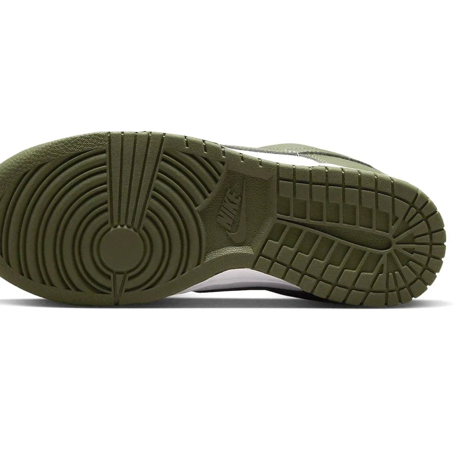 Nike Low W Dunk 'Medium Olive' 0823